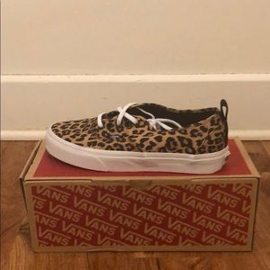 Stylish skateboard sneakers.